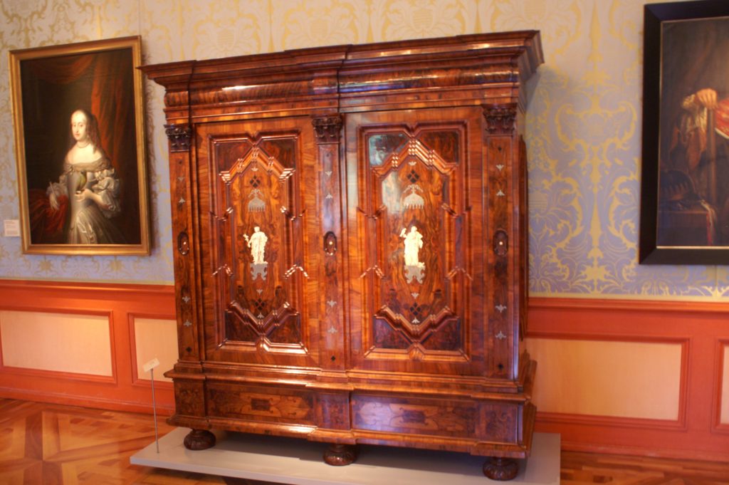 Celle Castle cupboard