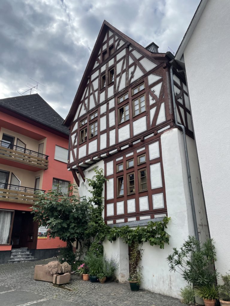 Altes Haus in Alf