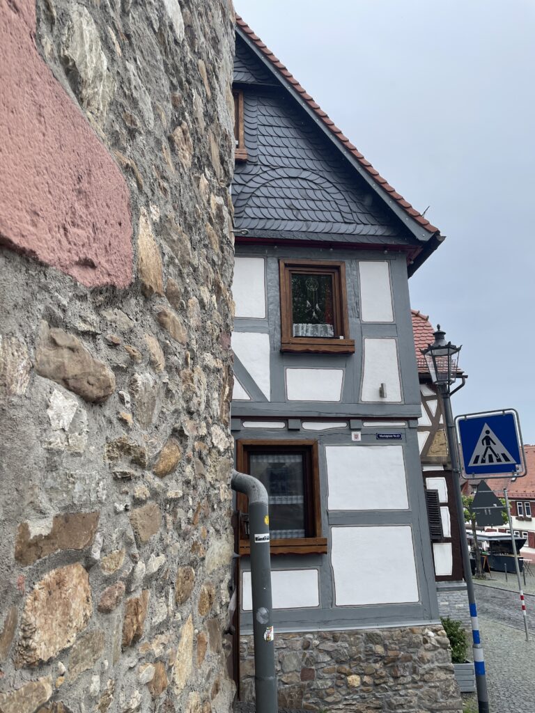 Peak from the wall of the old town hall to the market place.